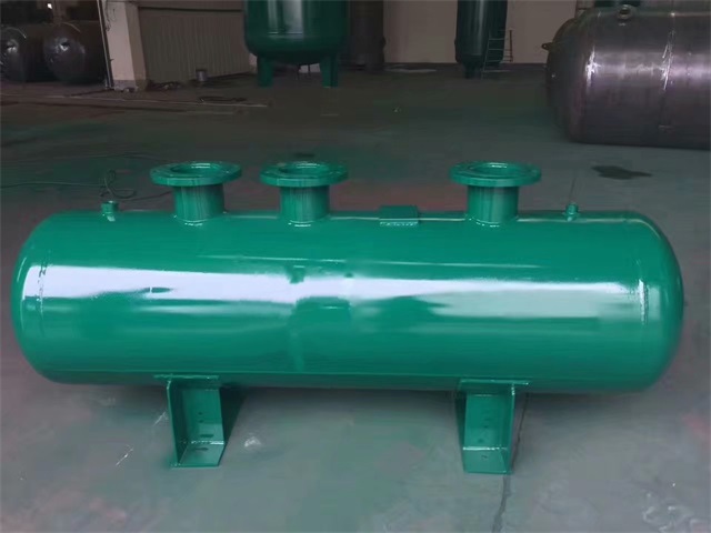 龙湖龙湖龙湖蒸汽分气缸1.jpeg